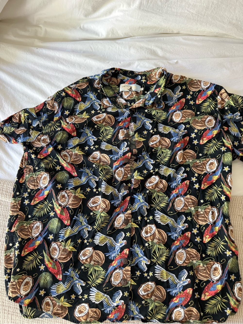 Casual Black Tropical Print Short-Sleeve Button-Down Shirt - Picture 1 of 3